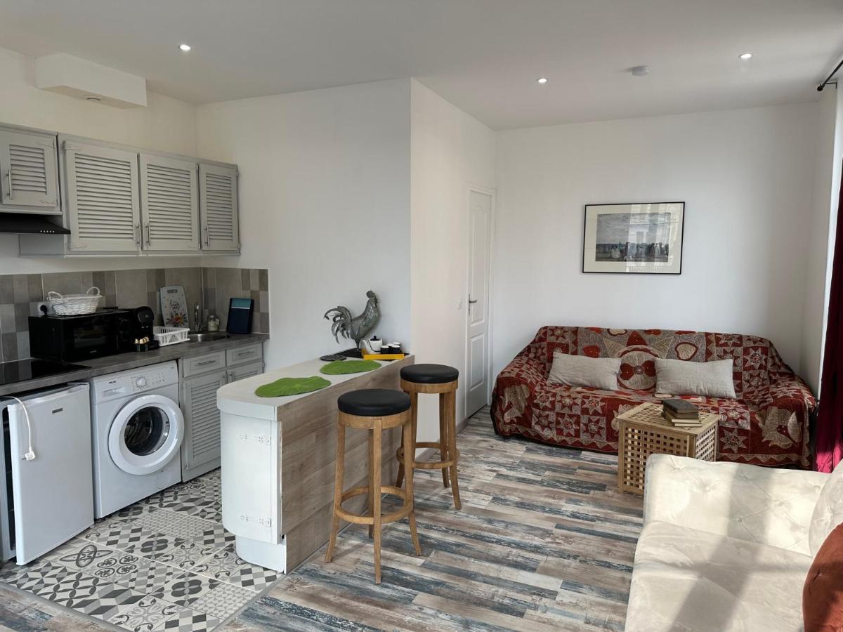 Des Beaux Appartements Deluxe Dieppe Extérieur photo