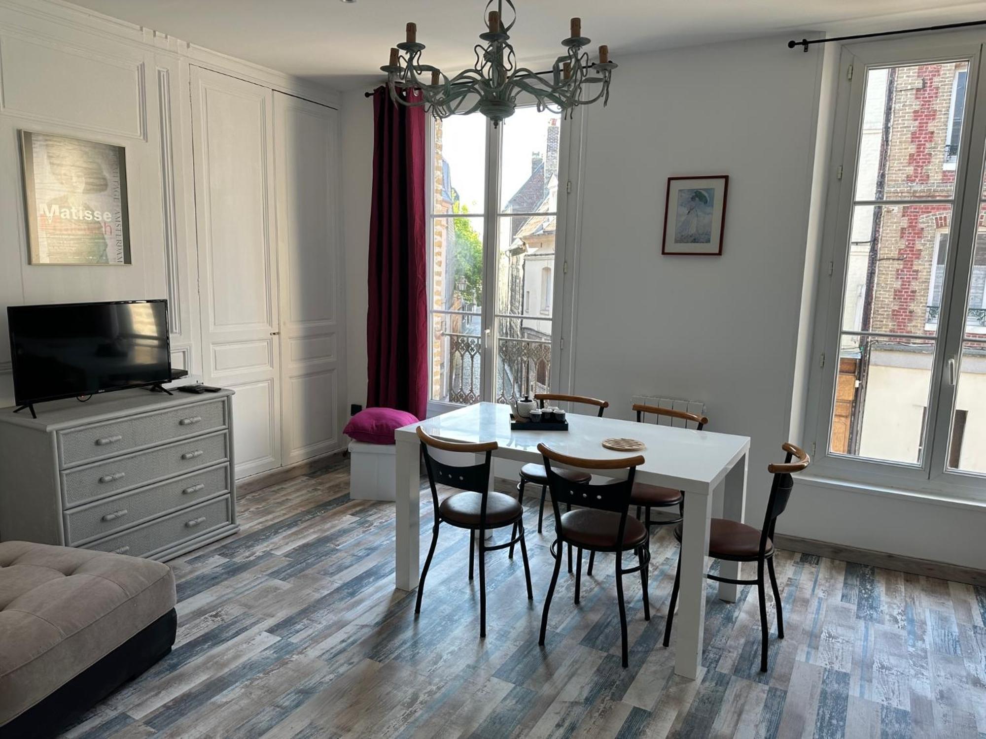 Des Beaux Appartements Deluxe Dieppe Extérieur photo